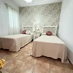 Luna Solo Familias Y Parejas كونيل ذي لا فرونتيرا
